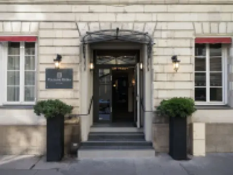 Hotel Voltaire Opera Nantes Centre Hotels near Les Machines de l’île Nantes