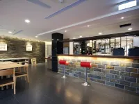 Smile Ark Homestay Hotels in Nantou