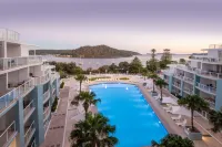 Mantra Ettalong Beach Hotel a Davistown