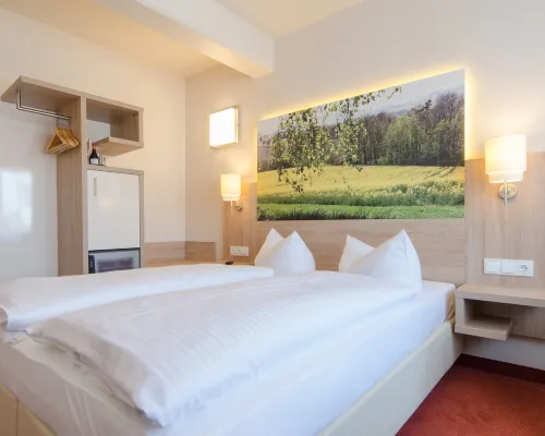 Garden Hotel Nürnberg Inh. Marika Liptak Hotels in der Nähe von Brunnen Ehekarussell