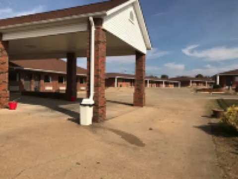 Rosener's Inn and Banquet Center Hotels in St. Francois Township