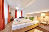 Zum Turm - Akzent Hotel - Carola Glas GmbH Hotels in der Nähe von Ettaler Klostermarkt