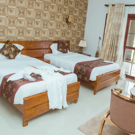The Crest Lodge Limited