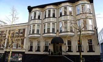 Victorian Hotel