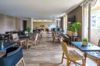 Kyriad Chambery Centre - Curial Hotel a Montmelian
