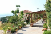 Maria's Garden Apartments