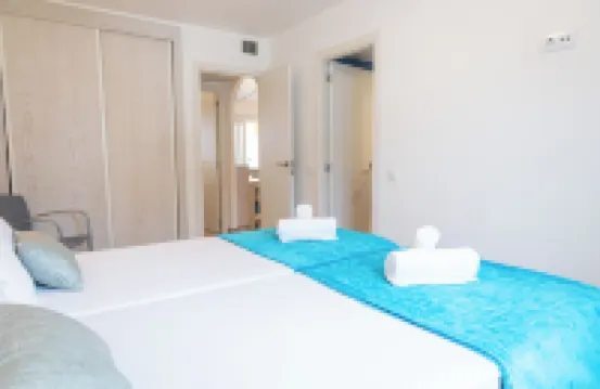 Seth Mestral & Llebeig