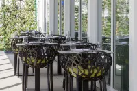 AC Hotel Paris le Bourget Airport - balcony
