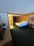 Lone Eagle Lodge