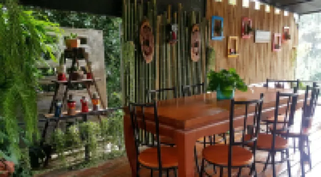 Baan Canalee (บ้านคานาลี)