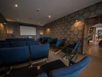 Latitude 0 Degrees Hotels in Kampala