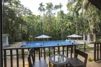 Stone Wood Premier Gokarna - Pools