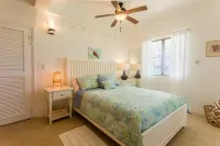 Coralito Bay Suites & Villas