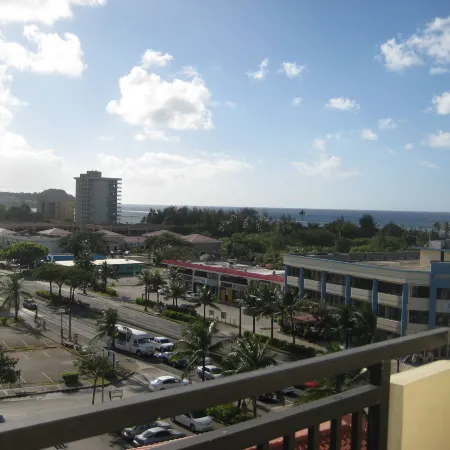 Grand Plaza Hotel