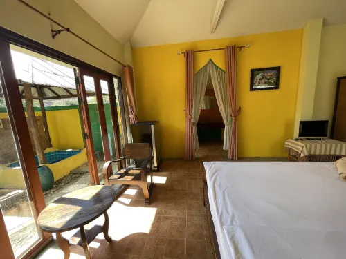 拜縣芳香水療飯店