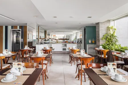 Citi Hotel Express Caruaru Отели рядом с достопримечательностью «Rio Ipojuca»