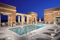 Beautiful 2Br Condo at Pentagon City