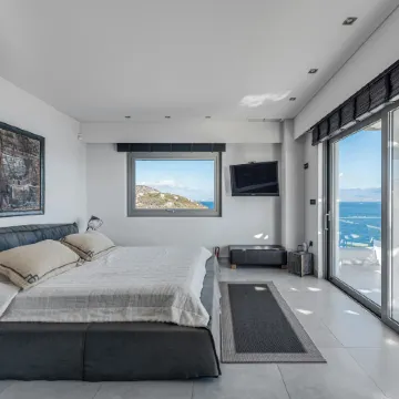 Welcome to Villa Soligia! Beach Front Villa Large Private Pool Amazing Sea View