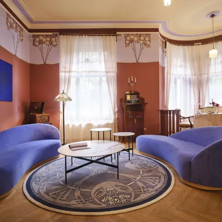 Villa Ammende Restaurant and Hotel