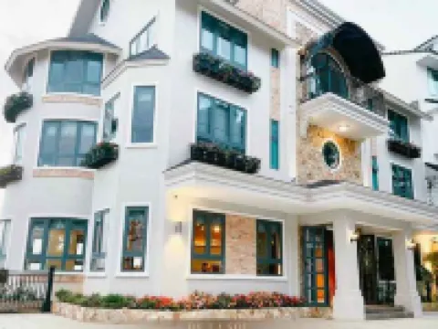 De la Sol Villas Da Lat Hotels near Trai Mat
