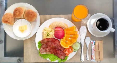 LaVie Hotel Отели в г. Виган