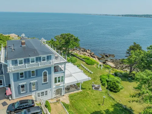 Yankee Clipper Inn Hotels in Rockport