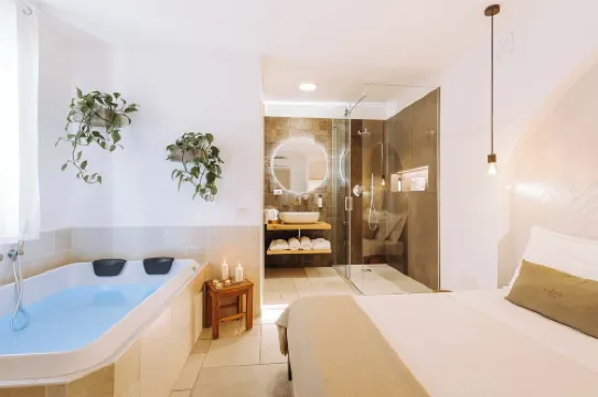 Dirium - Exclusive Rooms