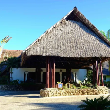 Voyager Beach Resort