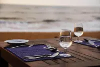 Blue Beach Hotel Hotels in Wadduwa