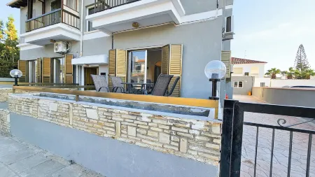 La Magenta Apartments Отели в г. Voroklini