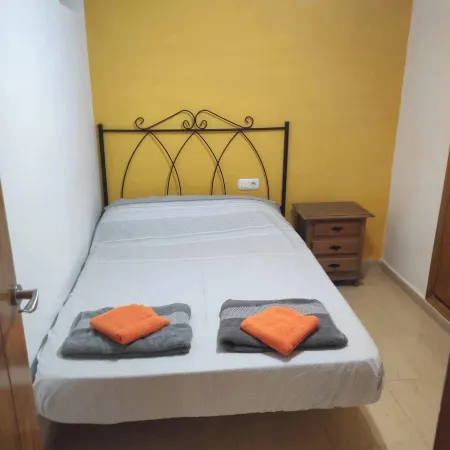 Frigiliana 3-Bed Apartment- Sleeps 8