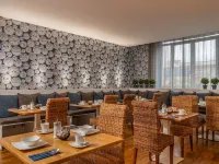 Nouvel Hôtel & Appartements Hotels in Ain