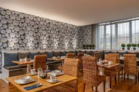 Le Nouvel Hôtel Hotel a Bellignat
