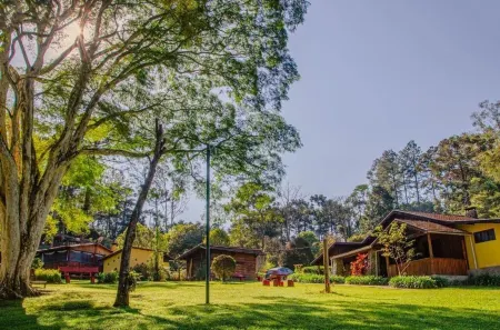 Pousada Pau Brasil Отели в г. Бокайна-ди-Минас