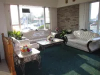 Canadiana Motel Hotels in Hanover