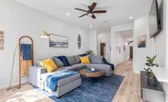 The Bonnie - 5 Bed Near Everything