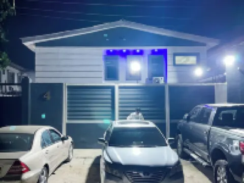 House 2 Guest House Hotels in Mushin