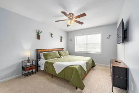 Chillin' at Foxchase 2BR/2.5BA