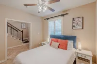 The Castle by the Lake with Pool, Balcony & Garage Parking, Great Location!!