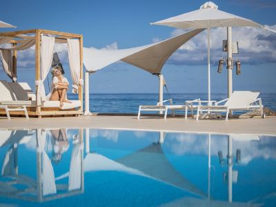 Akrogiali Beach Hotel Apartments