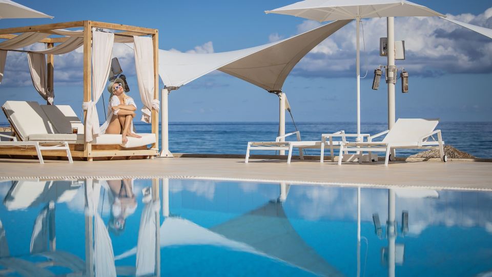 Akrogiali Beach Hotel Apartments