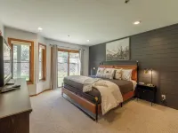 Cozy Lakeside Deer Valley 3+ bdrm/Sleeps 8 薩米特縣住宿飯店
