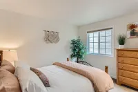Spacious Home Near Tennyson & Olde Towne - Sauna + Massage Chair + WiFi