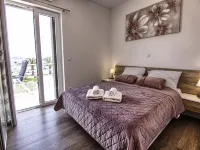 Apartments Victoria Hotels in Pakostane