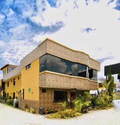 Hotel Alpachaca โรงแรมใน