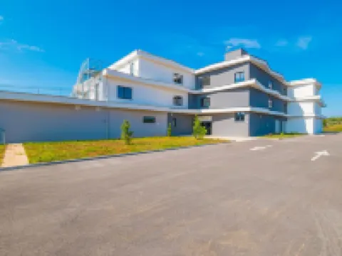 Hotel Delfin Lanterna Hotels in Tar