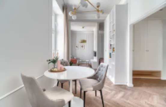 Margi Aura Lux Large and Very Glam Studio
