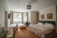 The Sheldon B&B - Free Private Parking Hotels in Істбурн