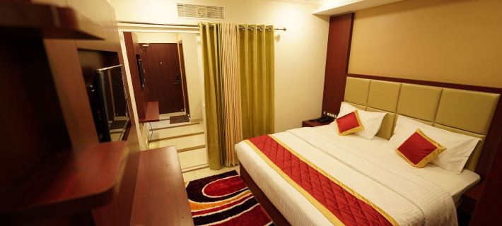 Hotel Newline Orchid Hotels in Thrissur District
