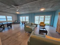 The Sandpiper Tower! 1 Bedroom Condo on the 5th Floor, Oceanfront Building